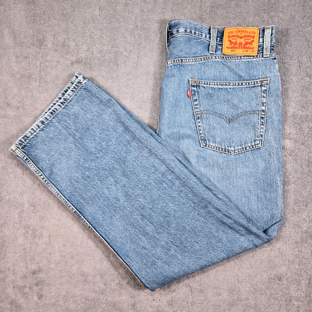 Levi's 565 Loose Fit Jeans Mens 38x32 Light Wash Blue Excellent Wide Leg A7221